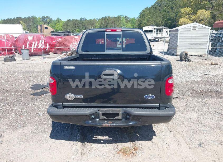 Photo 16 of 2002 Ford F-150 LARIAT (VIN 1FTRW07362KC96882)