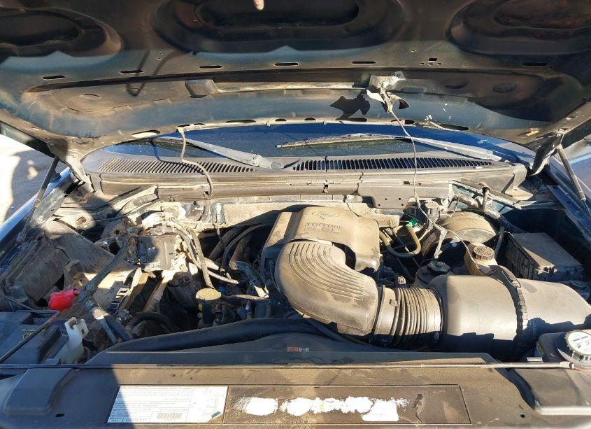 Photo 10 of 2003 Ford F-150 LARIAT/XLT (VIN 1FTRW07603KB69962)