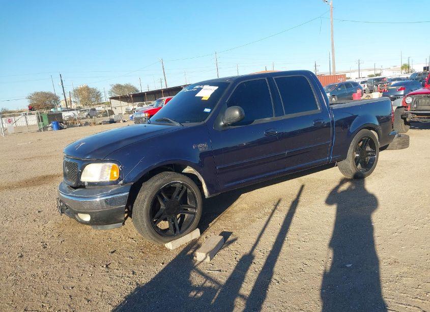 Photo 2 of 2003 Ford F-150 LARIAT/XLT (VIN 1FTRW07603KB69962)