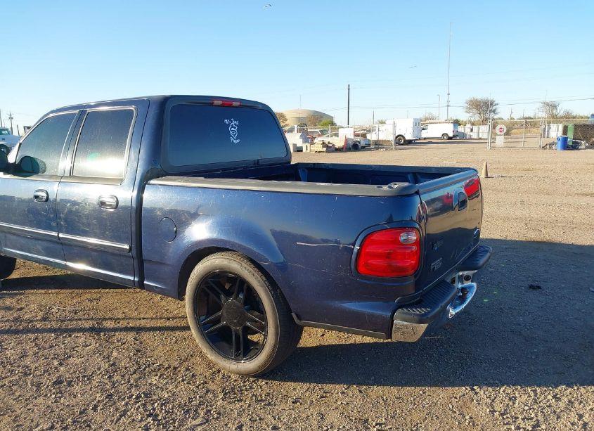 Photo 6 of 2003 Ford F-150 LARIAT/XLT (VIN 1FTRW07603KB69962)