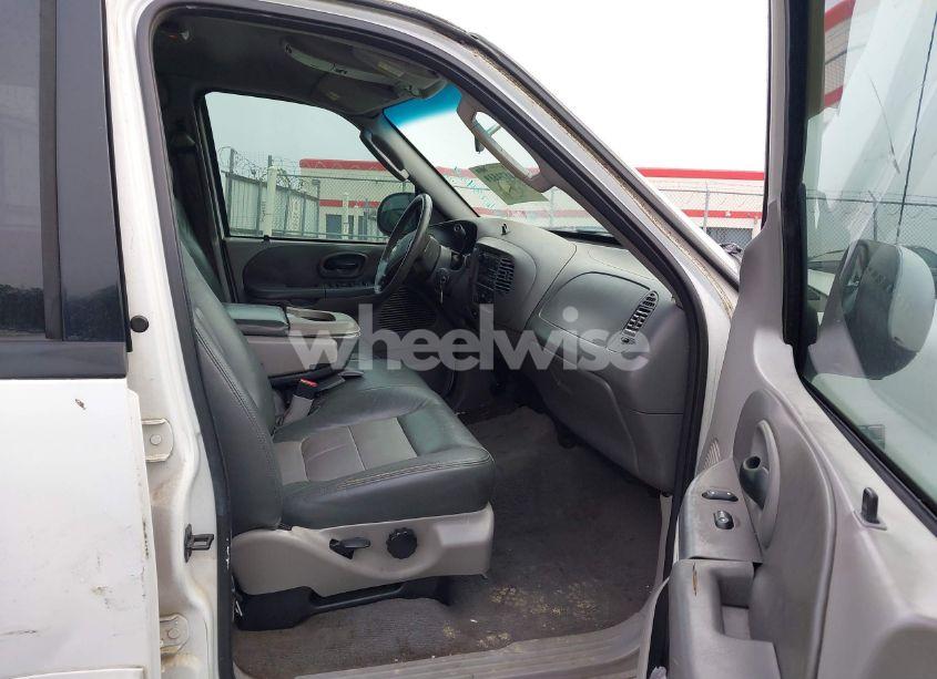 Photo 5 of 2003 Ford F-150 LARIAT/XLT (VIN 1FTRW07613KC21177)