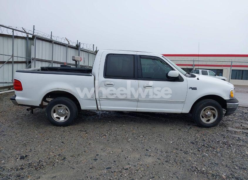 Photo 6 of 2003 Ford F-150 LARIAT/XLT (VIN 1FTRW07613KC21177)