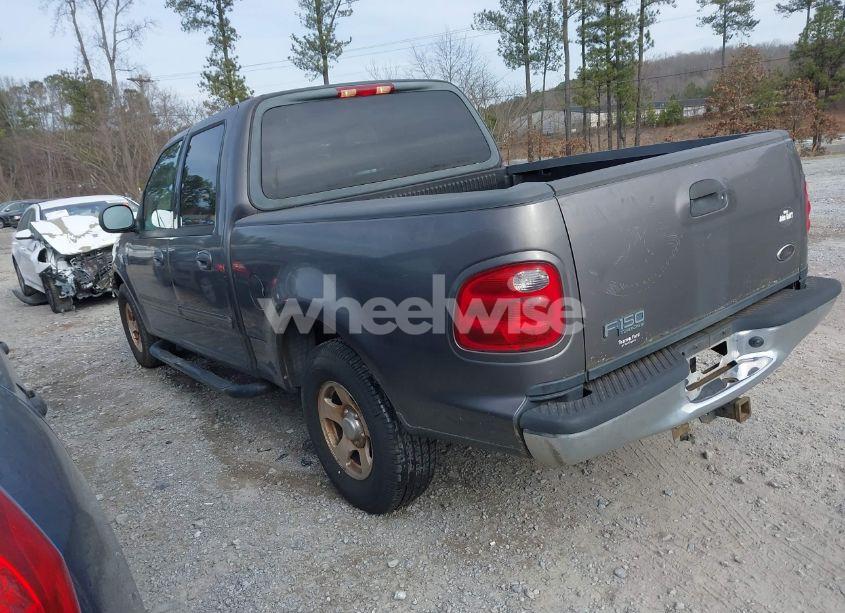 Photo 3 of 2003 Ford F-150 LARIAT/XLT (VIN 1FTRW07613KC39663)