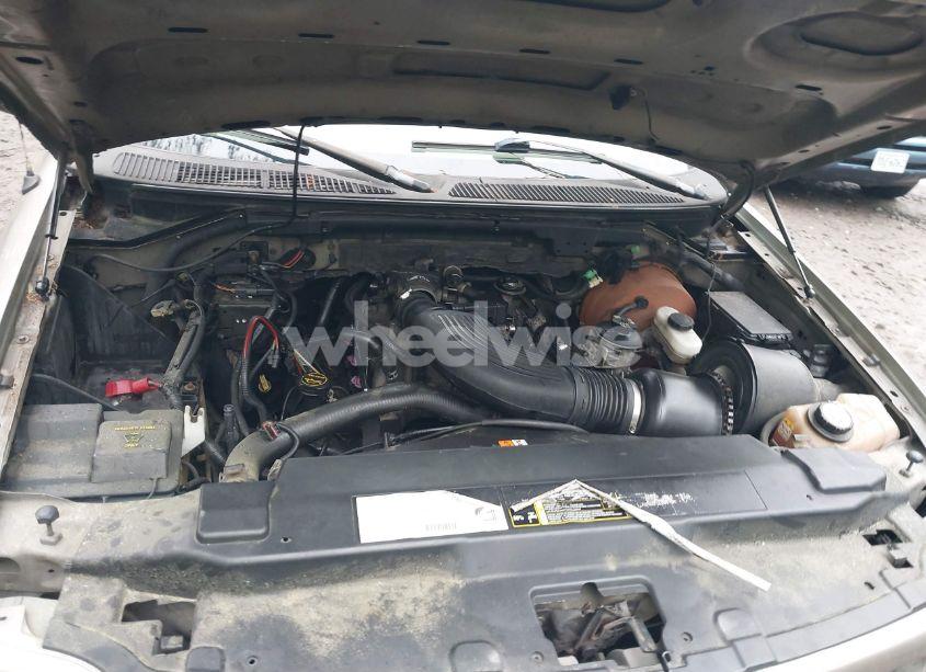 Photo 10 of 2003 Ford F-150 LARIAT/XLT (VIN 1FTRW07613KD72780)