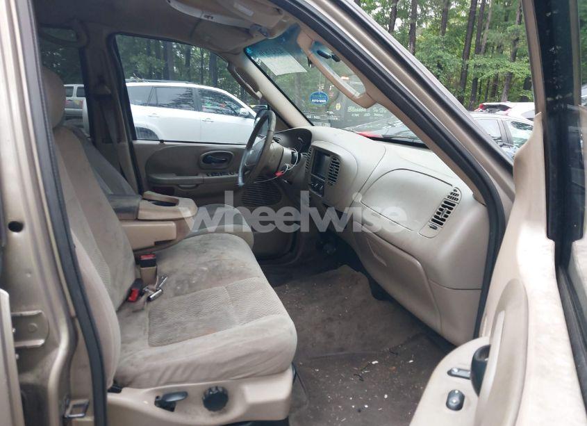 Photo 5 of 2003 Ford F-150 LARIAT/XLT (VIN 1FTRW07613KD72780)