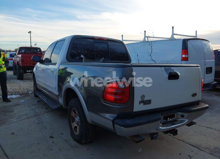 Photo 3 of 2002 Ford F-150 KING RANCH/LARIAT/XLT (VIN 1FTRW07622KB72456)