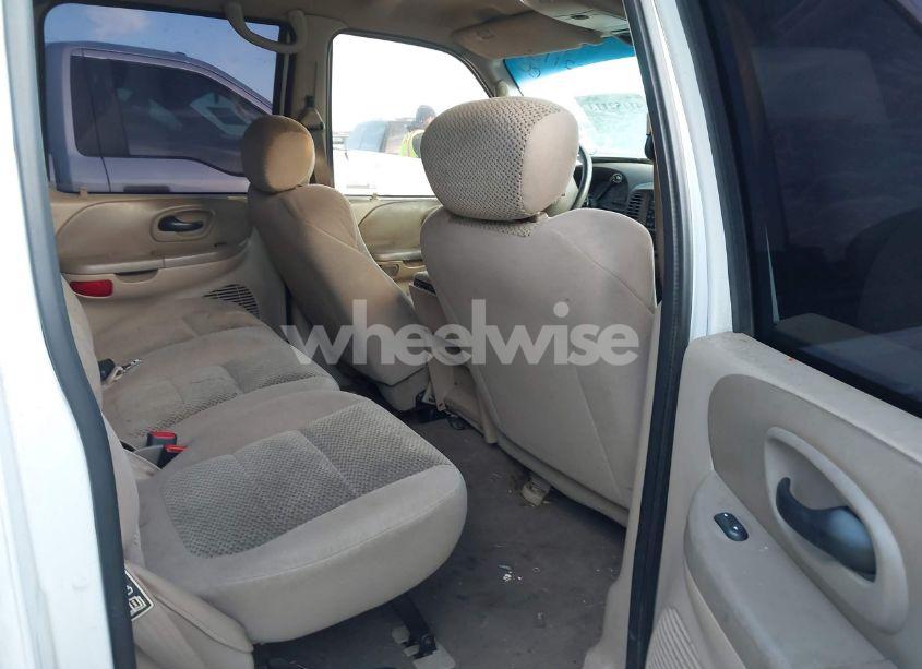 Photo 8 of 2002 Ford F-150 KING RANCH/LARIAT/XLT (VIN 1FTRW07622KB72456)