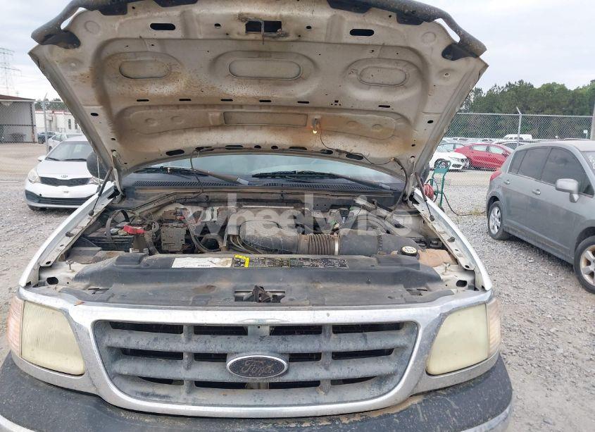 Photo 10 of 2003 Ford F-150 LARIAT/XLT (VIN 1FTRW07623KD95050)