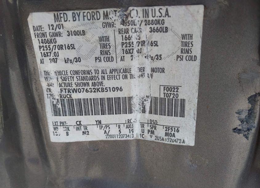 Photo 9 of 2002 Ford F-150 LARIAT/XLT (VIN 1FTRW07632KB51096)