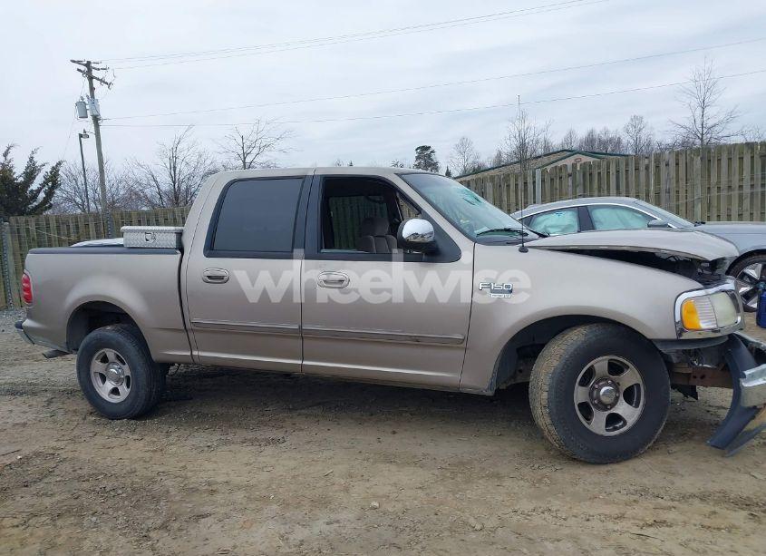 Photo 13 of 2002 Ford F-150 LARIAT/XLT (VIN 1FTRW07632KC67012)