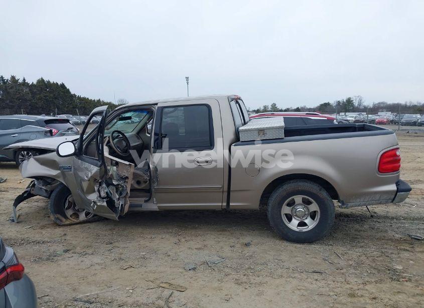 Photo 14 of 2002 Ford F-150 LARIAT/XLT (VIN 1FTRW07632KC67012)