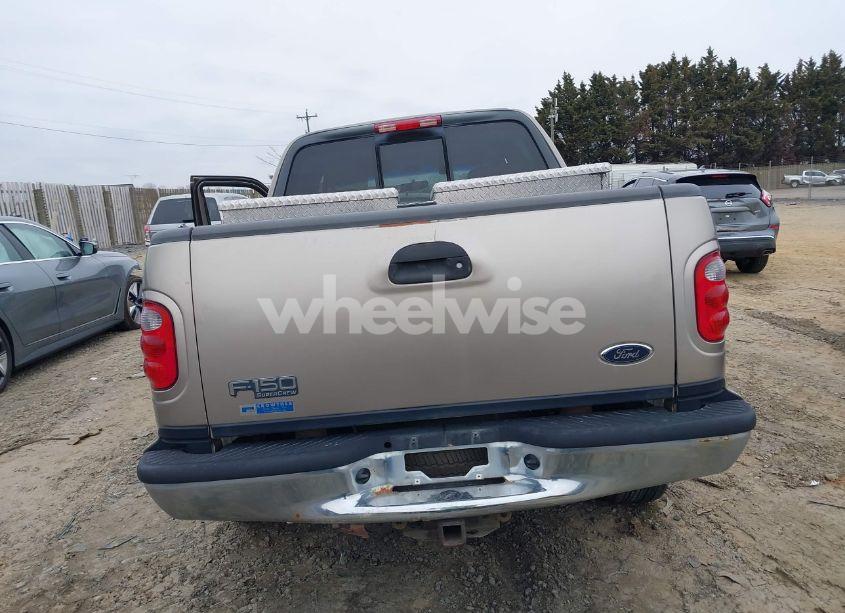 Photo 16 of 2002 Ford F-150 LARIAT/XLT (VIN 1FTRW07632KC67012)