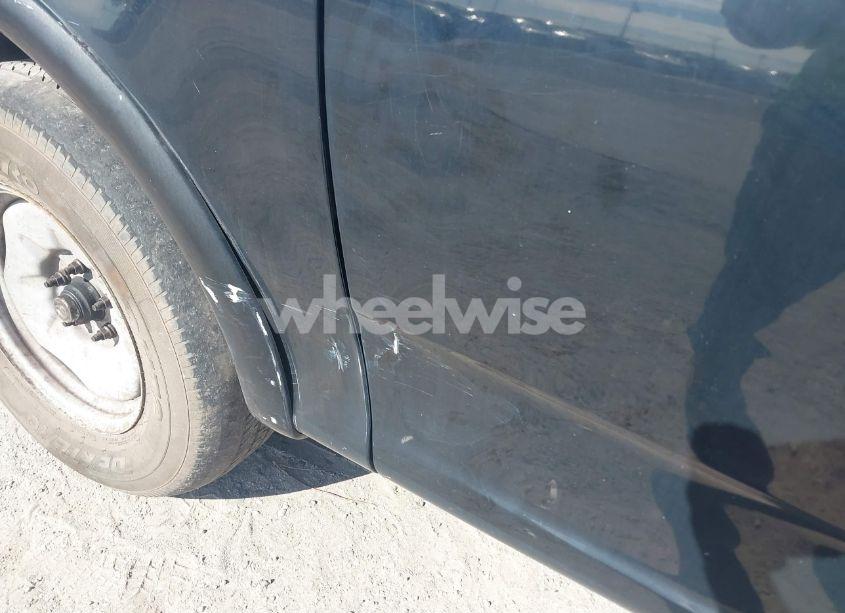 Photo 6 of 2003 Ford F-150 LARIAT/XLT (VIN 1FTRW07633KB06824)