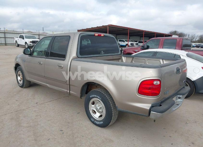 Photo 3 of 2003 Ford F-150 LARIAT/XLT (VIN 1FTRW07633KD34371)