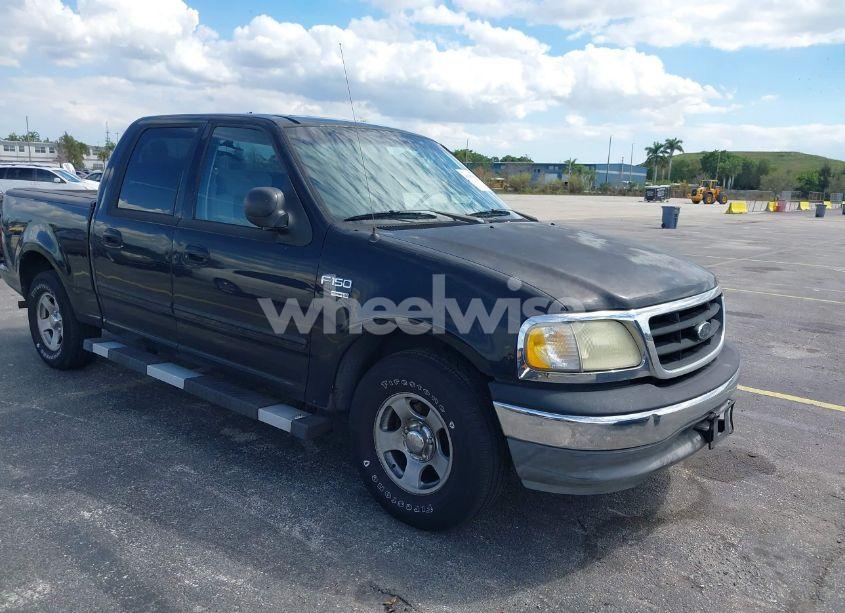 2003 Ford F-150 LARIAT/XLT (VIN 1FTRW07633KD60114) main photo