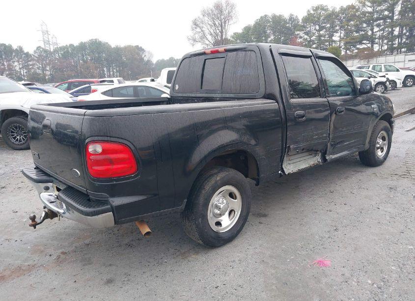 Photo 4 of 2002 Ford F-150 LARIAT/XLT (VIN 1FTRW07642KC02556)