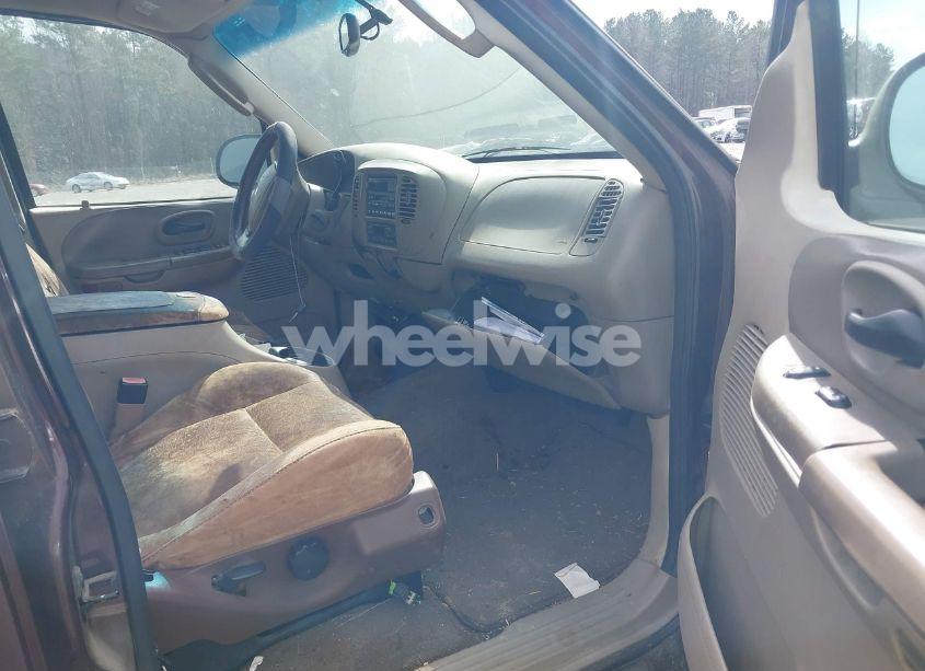 Photo 5 of 2002 Ford F-150 LARIAT/XLT (VIN 1FTRW07642KD74652)