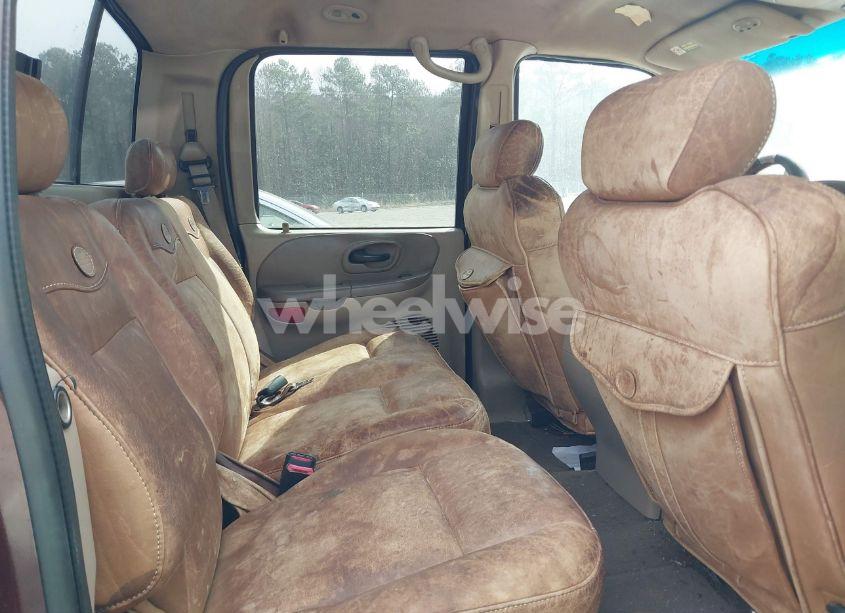 Photo 8 of 2002 Ford F-150 LARIAT/XLT (VIN 1FTRW07642KD74652)