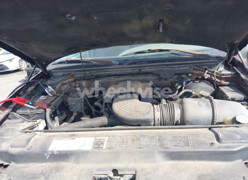 Photo 9 of 2002 Ford F-150 LARIAT/XLT (VIN 1FTRW07642KD74652)