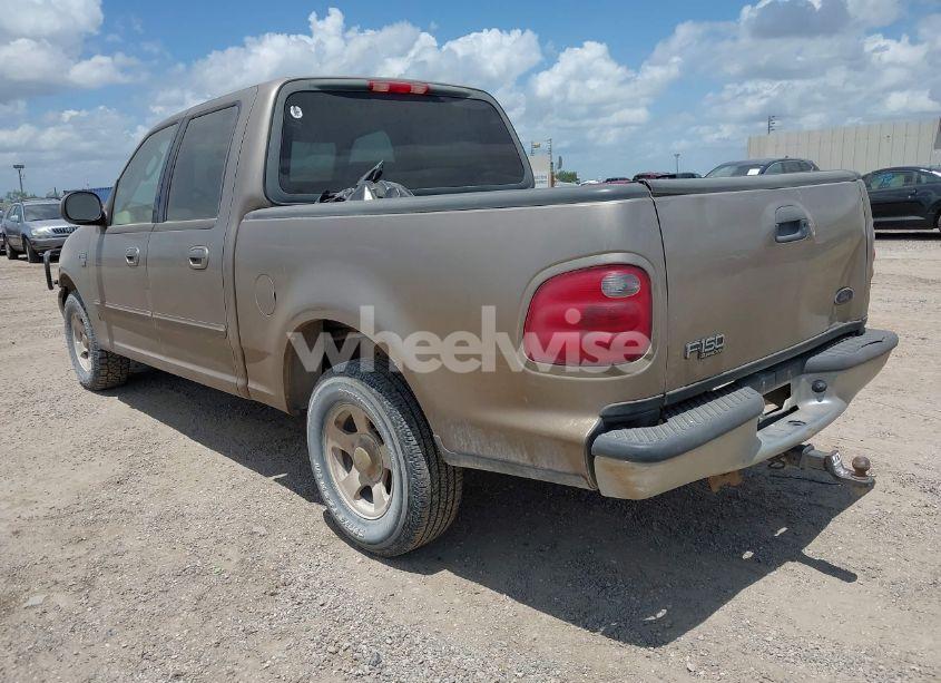 Photo 3 of 2003 Ford F-150 LARIAT/XLT (VIN 1FTRW07643KB31926)