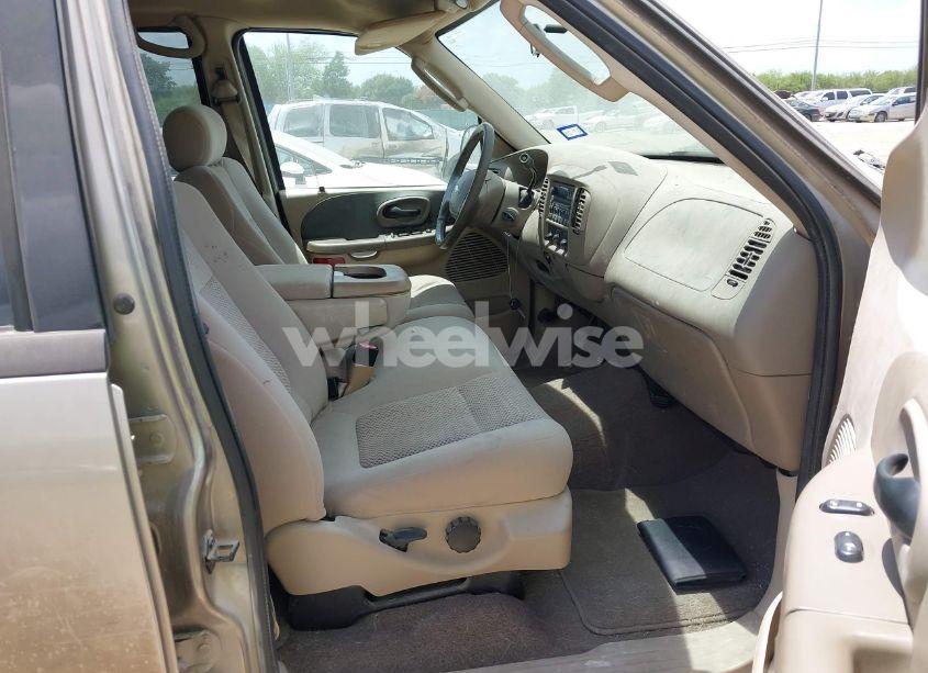 Photo 5 of 2003 Ford F-150 LARIAT/XLT (VIN 1FTRW07643KB31926)