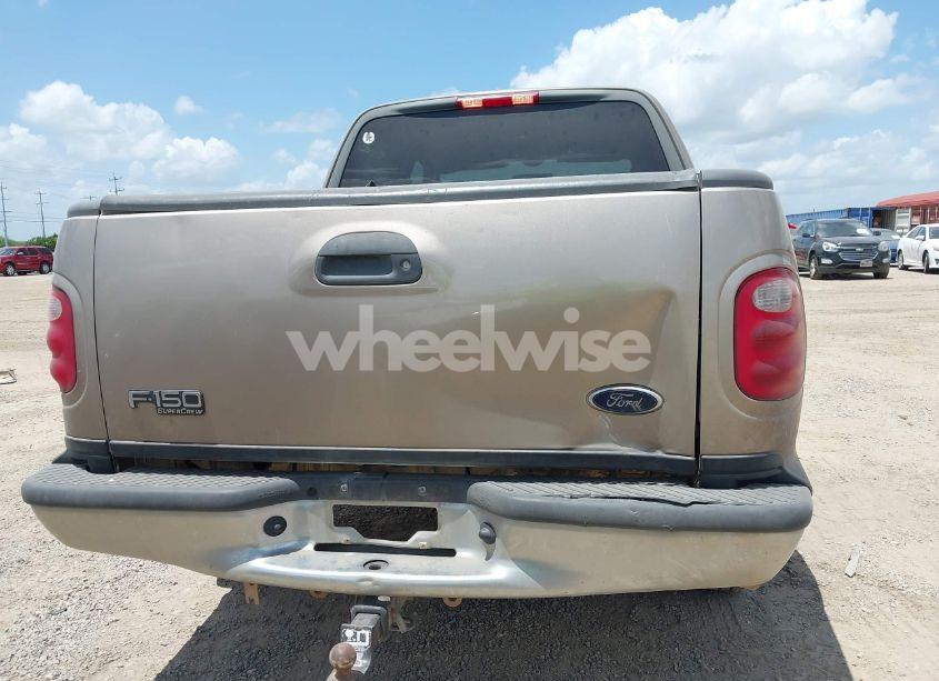 Photo 6 of 2003 Ford F-150 LARIAT/XLT (VIN 1FTRW07643KB31926)