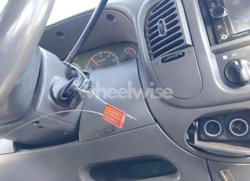 Photo 11 of 2003 Ford F-150 LARIAT/XLT (VIN 1FTRW07643KD70294)