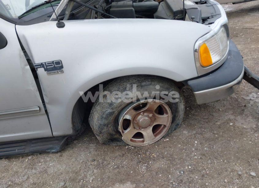 Photo 14 of 2002 Ford F-150 LARIAT/XLT (VIN 1FTRW07652KC87245)