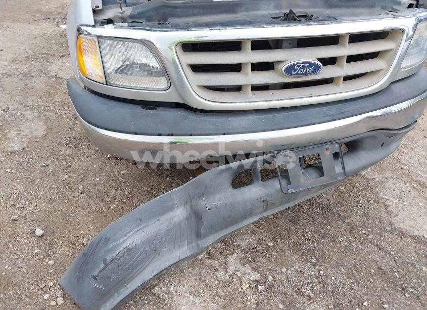 Photo 15 of 2002 Ford F-150 LARIAT/XLT (VIN 1FTRW07652KC87245)