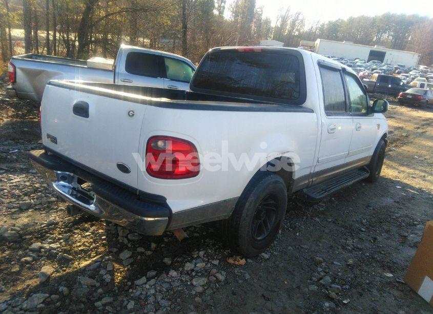 Photo 4 of 2002 Ford F-150 LARIAT/XLT (VIN 1FTRW07652KE14057)