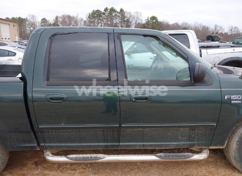 Photo 13 of 2003 Ford F-150 LARIAT/XLT (VIN 1FTRW07653KB98681)