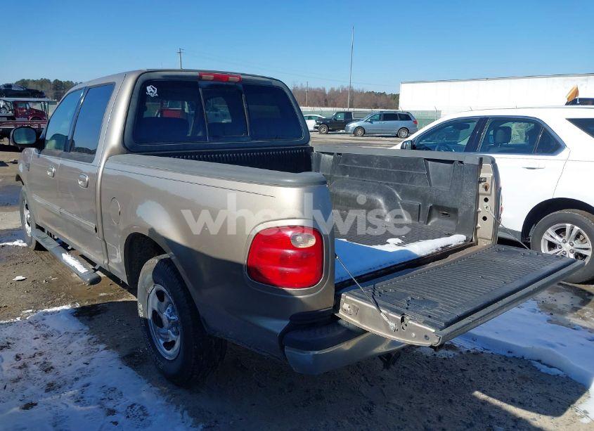 Photo 16 of 2003 Ford F-150 LARIAT/XLT (VIN 1FTRW07653KC39682)