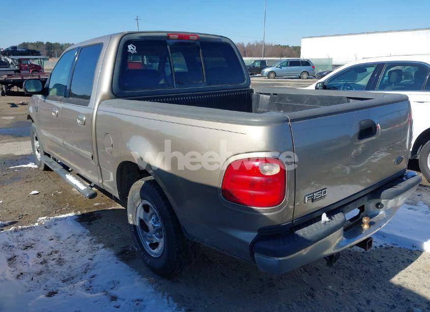 Photo 3 of 2003 Ford F-150 LARIAT/XLT (VIN 1FTRW07653KC39682)