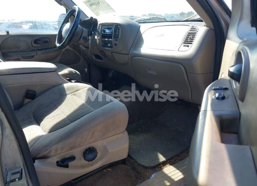 Photo 5 of 2003 Ford F-150 LARIAT/XLT (VIN 1FTRW07653KC39682)