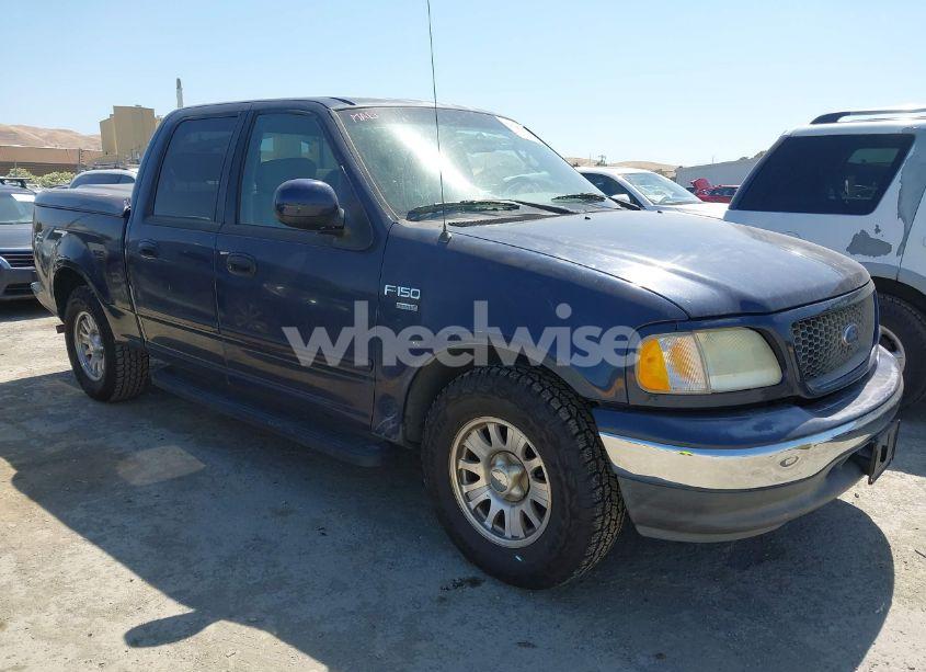 2003 Ford F-150 LARIAT/XLT (VIN 1FTRW07653KD34288) main photo
