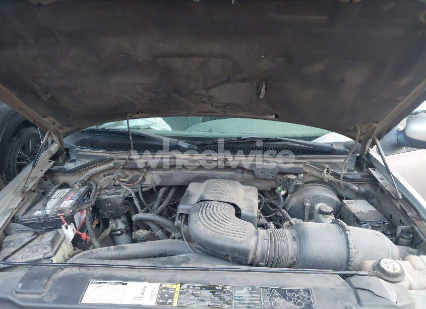 Photo 10 of 2001 Ford F-150 HARLEY-DAVIDSON EDITION/KING RANCH EDITION/LARIAT/XLT (VIN 1FTRW07661KC13606)