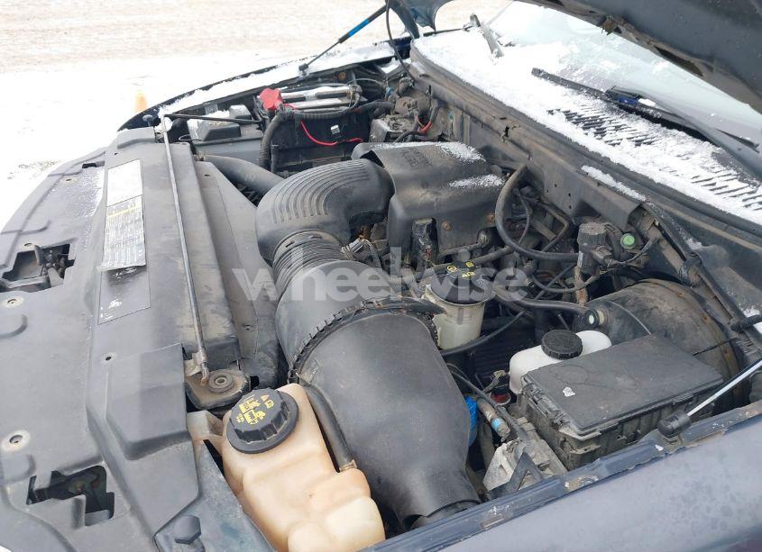 Photo 10 of 2003 Ford F-150 LARIAT/XLT (VIN 1FTRW07663KB30258)