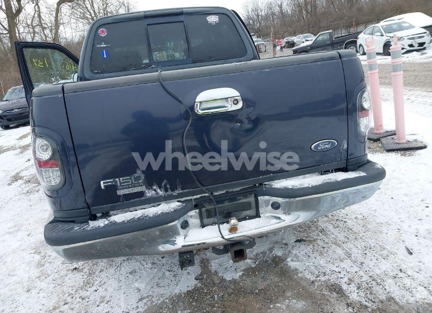 Photo 12 of 2003 Ford F-150 LARIAT/XLT (VIN 1FTRW07663KB30258)