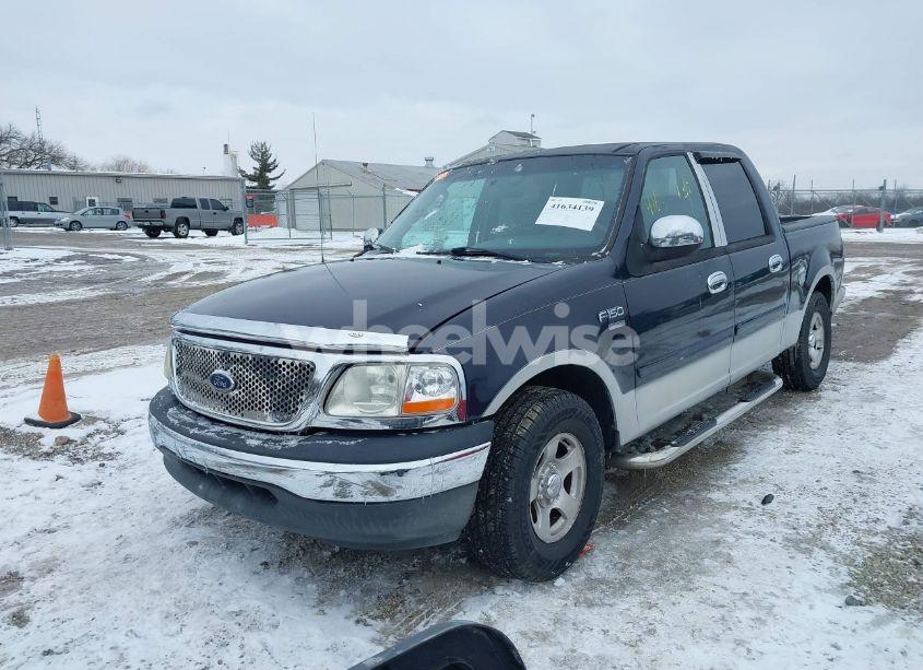 Photo 2 of 2003 Ford F-150 LARIAT/XLT (VIN 1FTRW07663KB30258)