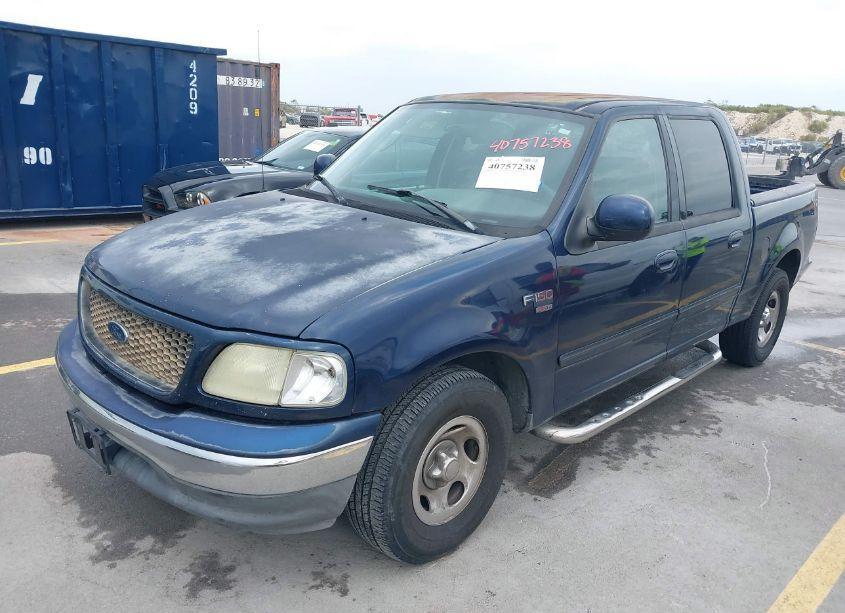 Photo 2 of 2003 Ford F-150 LARIAT/XLT (VIN 1FTRW07663KD84228)