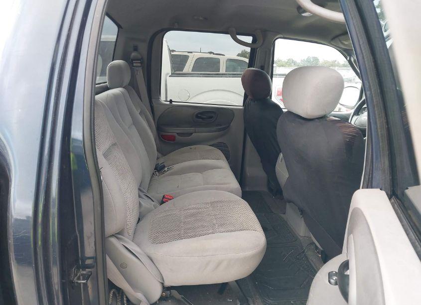 Photo 8 of 2003 Ford F-150 LARIAT/XLT (VIN 1FTRW07663KD84228)