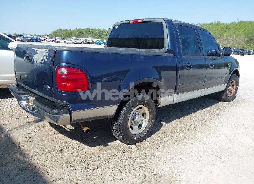 Photo 4 of 2002 Ford F-150 LARIAT/XLT (VIN 1FTRW07672KA05249)
