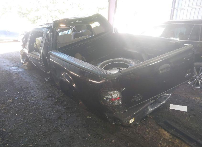 Photo 3 of 2003 Ford F-150 LARIAT/XLT (VIN 1FTRW07673KC50571)