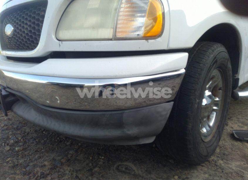 Photo 13 of 2003 Ford F-150 LARIAT/XLT (VIN 1FTRW07673KD25785)