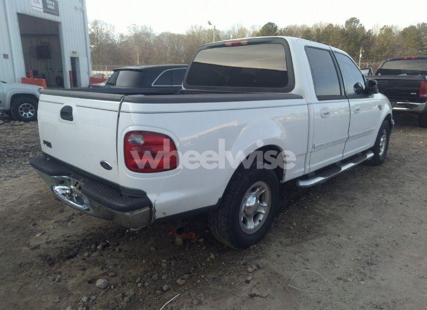 Photo 4 of 2003 Ford F-150 LARIAT/XLT (VIN 1FTRW07673KD25785)