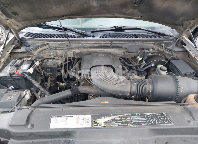 Photo 10 of 2002 Ford F-150 LARIAT/XLT (VIN 1FTRW07682KA22917)