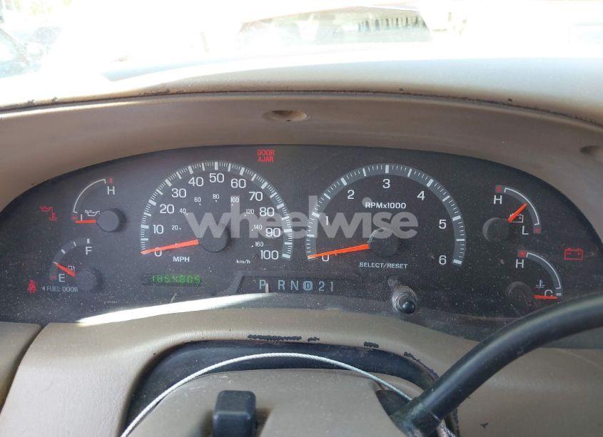 Photo 7 of 2002 Ford F-150 LARIAT/XLT (VIN 1FTRW07682KC33857)