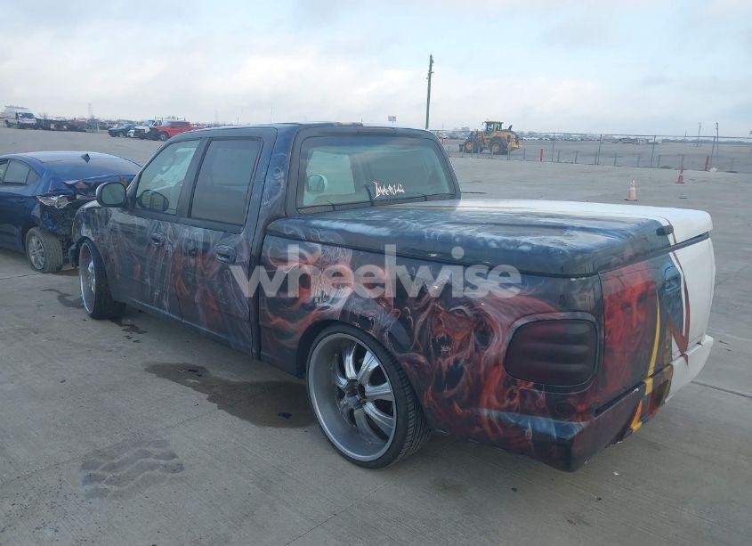 Photo 3 of 2002 Ford F-150 LARIAT/XLT (VIN 1FTRW07682KE33640)