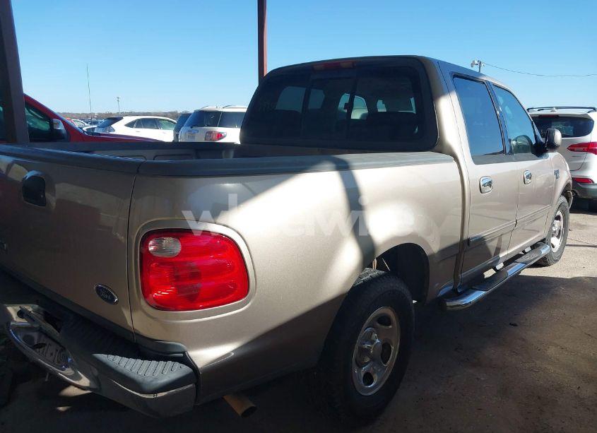 Photo 4 of 2003 Ford F150 SUPERCREW (VIN 1FTRW07683KA63954)