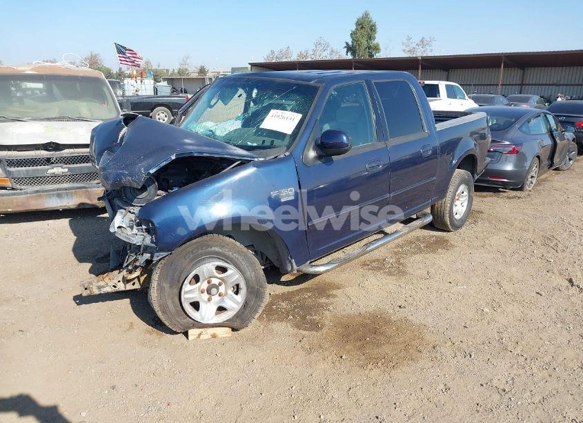 Photo 2 of 2003 Ford F-150 LARIAT/XLT (VIN 1FTRW07683KB27748)